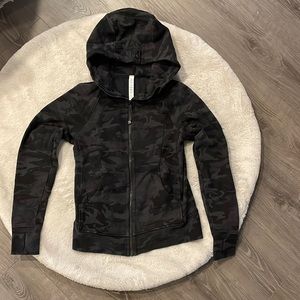 lululemon athletica Black Camo Sweater